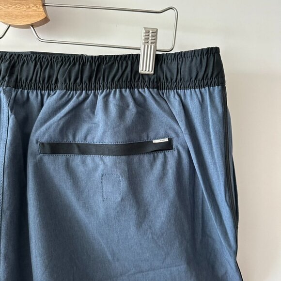 Vuori • Azure Blue Linen Texture Banks Shorts - Picture 9 of 11
